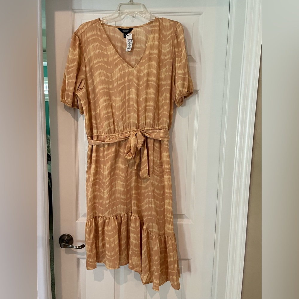 Vera Wang beige, and khaki smocked waist dress XL NWT